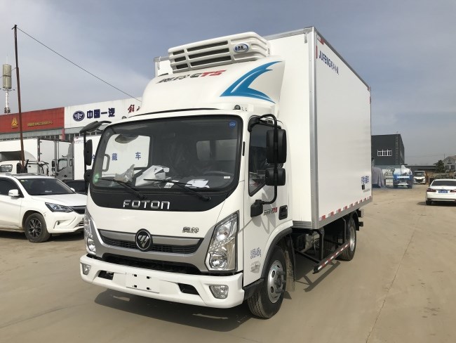 新款福田奥铃TS冷藏车(厢长4米)