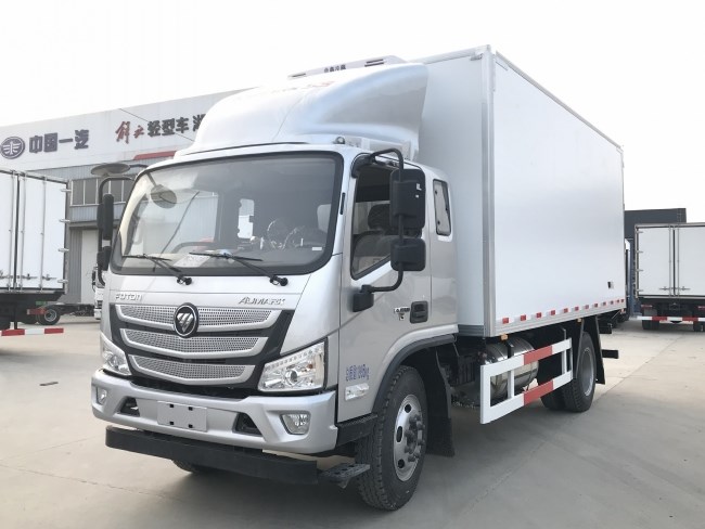 福田欧马可S3冷藏车(厢长5.6米)
